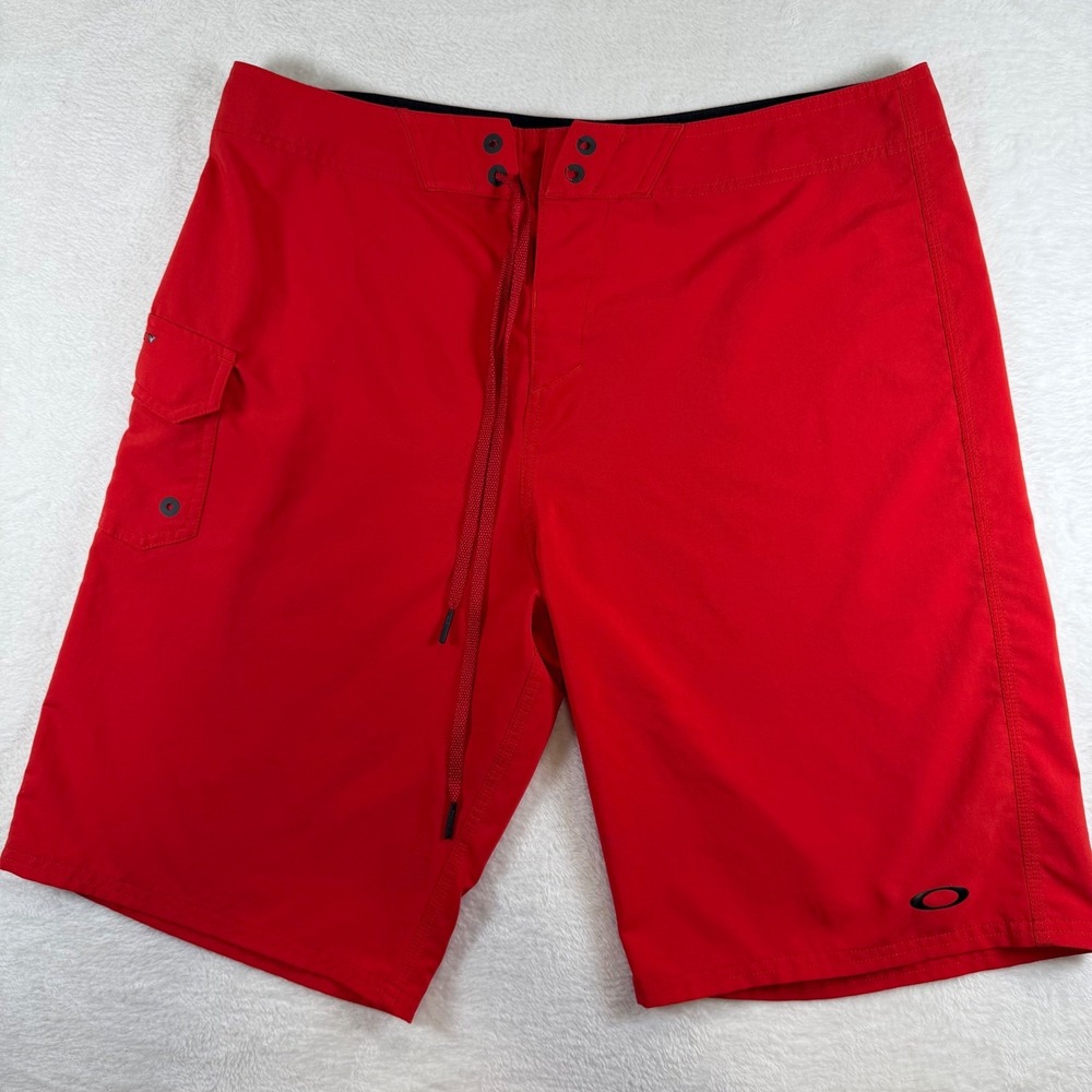 Oakley Mens Red Board Shorts Regular Fit Cargo Pocket Swim Trunks Size 36